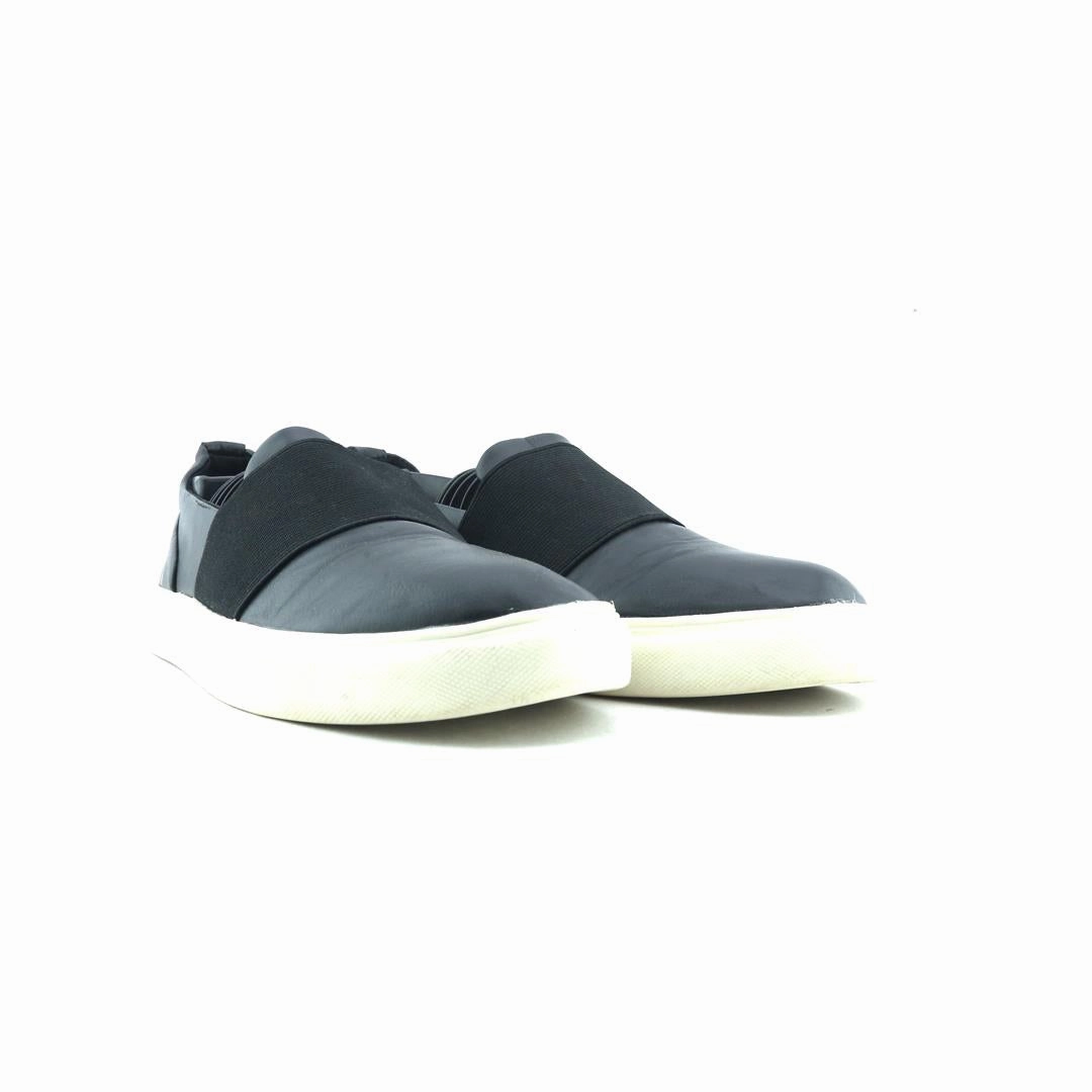 Slip On Sale A.NEW DAY .