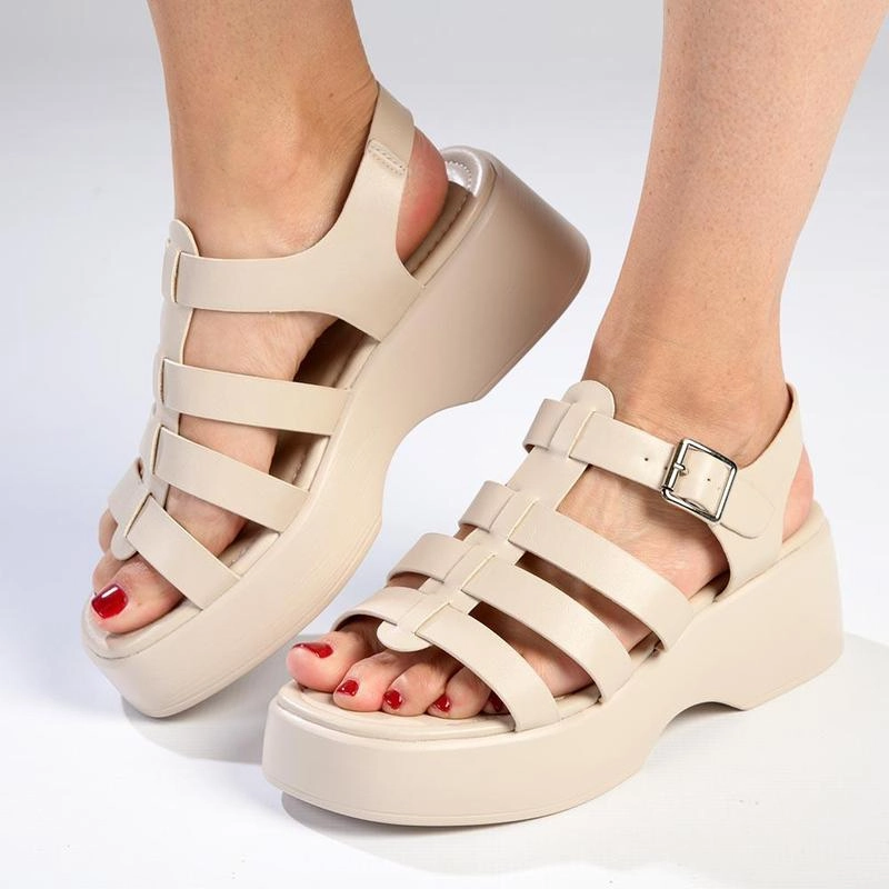 Helsinki Bike Toe Slip On Madison Jizelle Platform Sandals - Nude