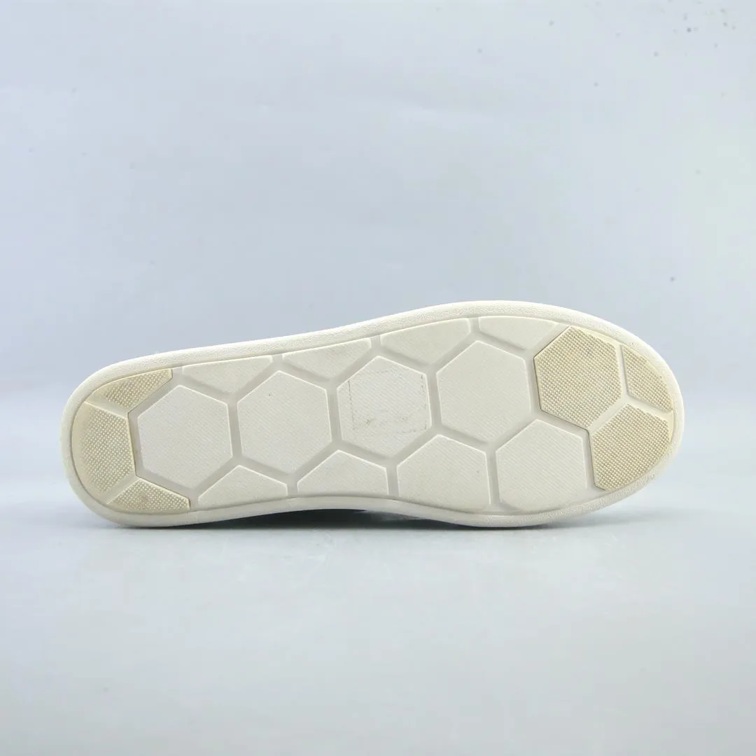 DOLCE VITA  . Snap On Slip On Boots