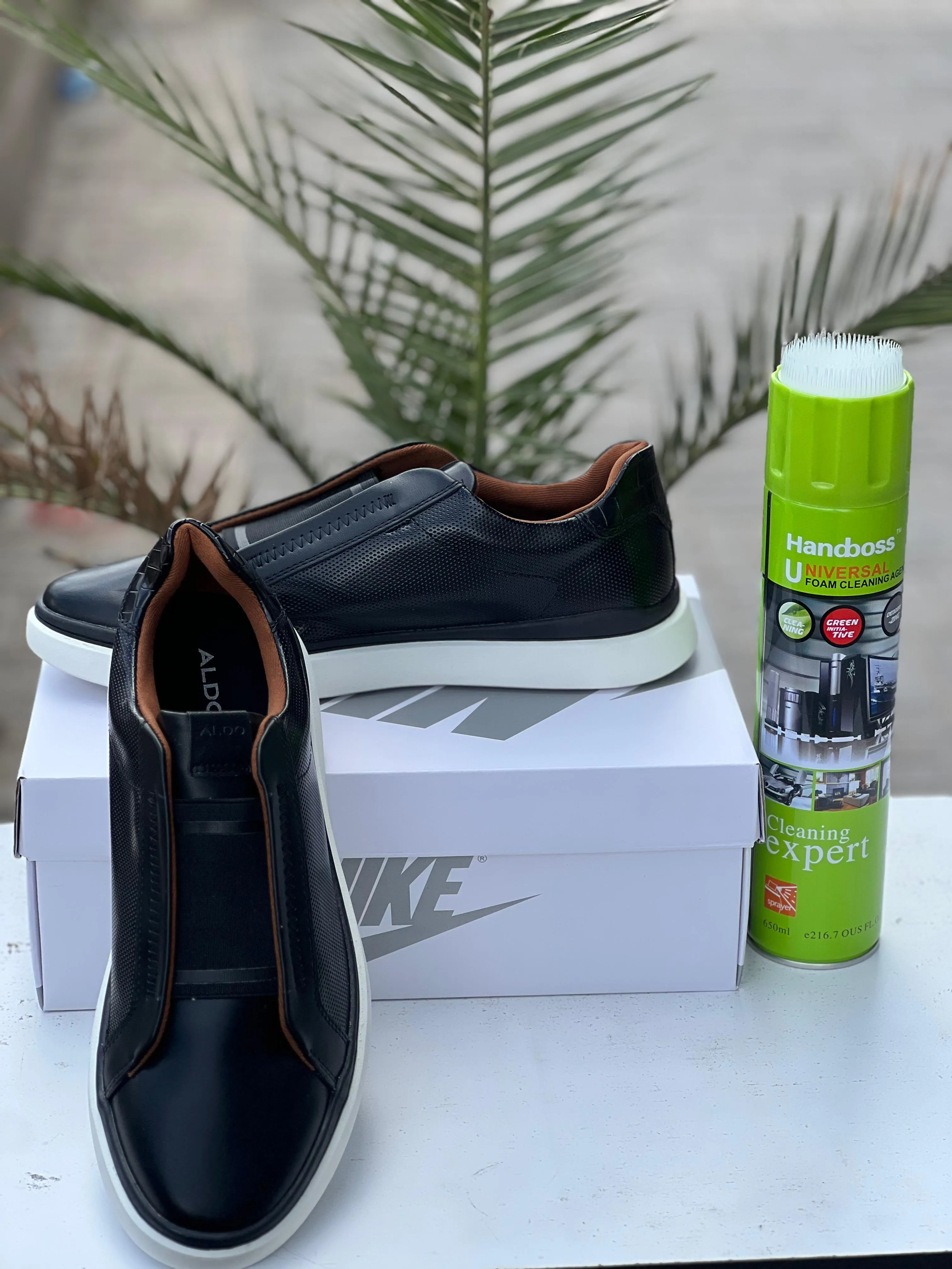 Aldu Men's Black Textured Slip-On Lifestyle Sneakers Lebron Sneakers