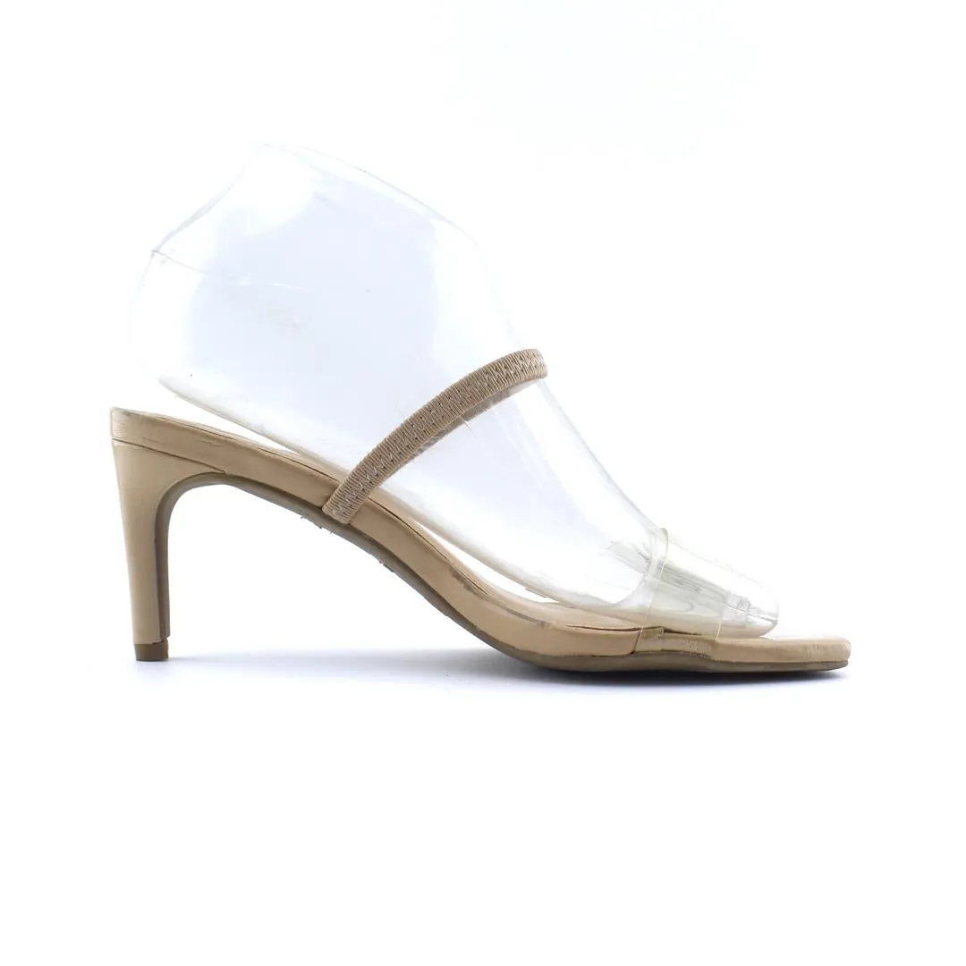 ANNE MICHELLE . Navy And White Heel Shoes