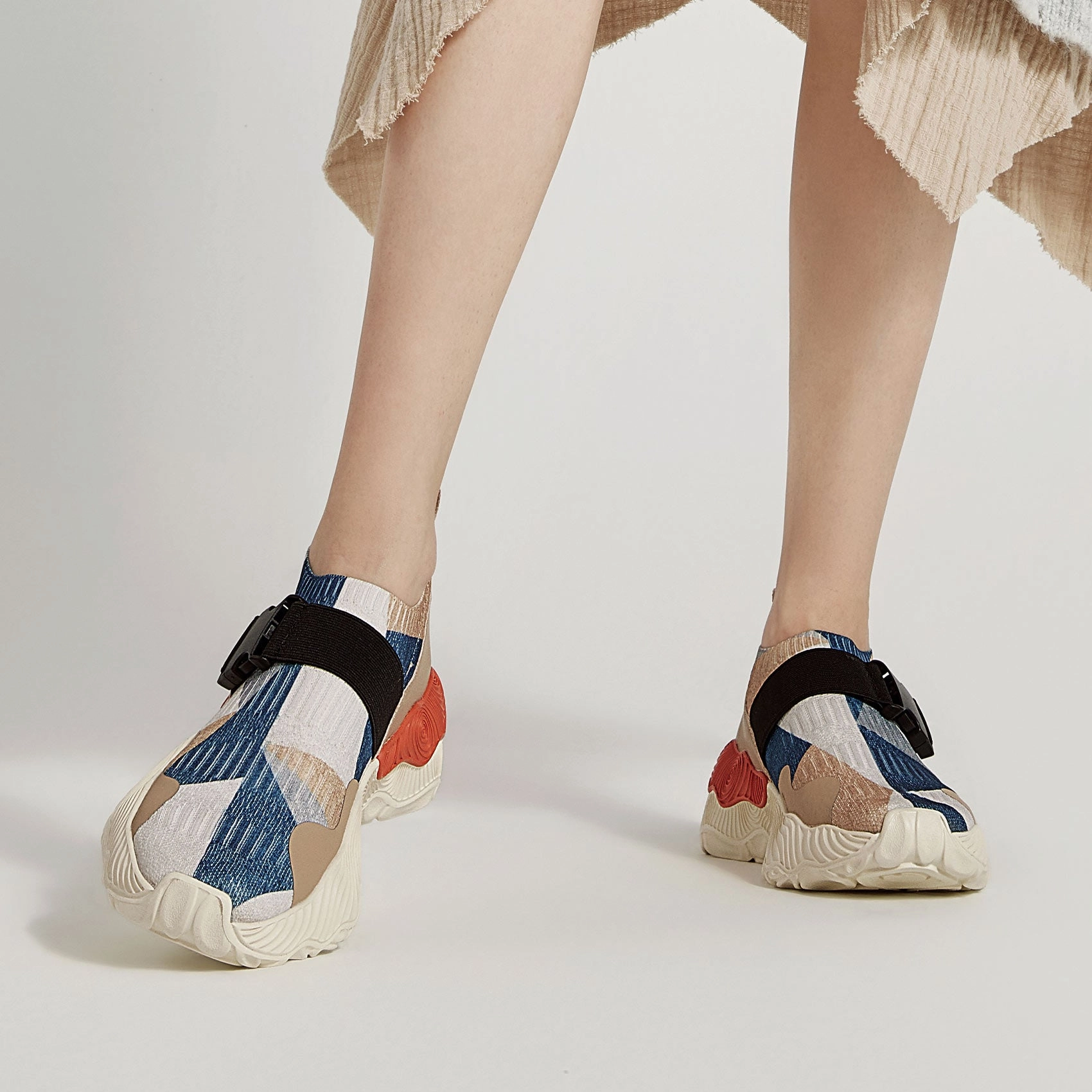 Slip On Walking Sneakers Autumn Barn Teide Park II Women