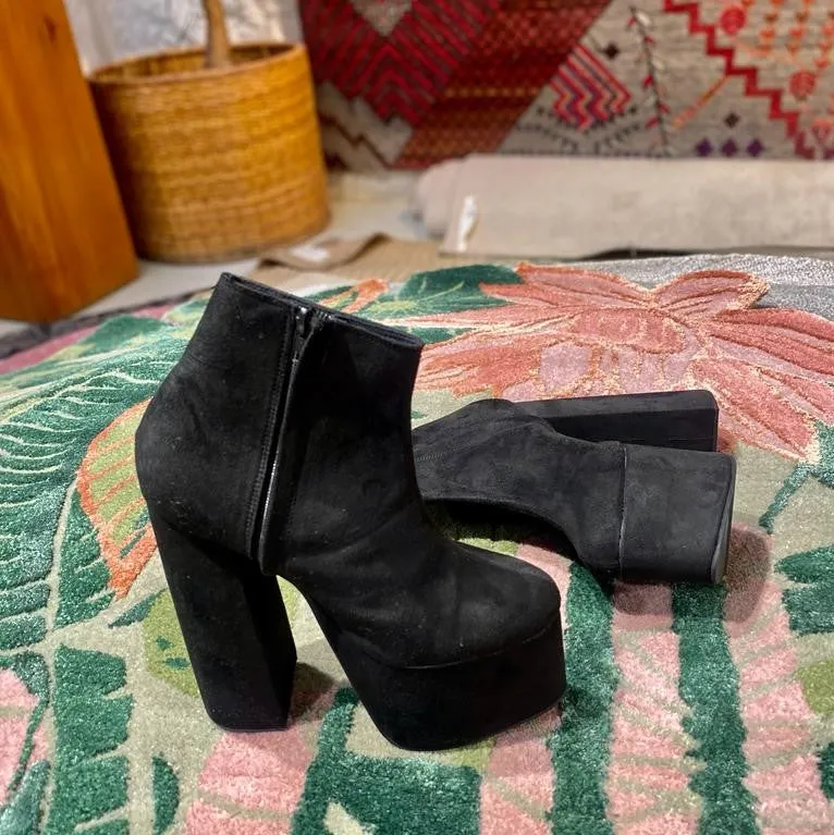 Aziza boots Golf Boots