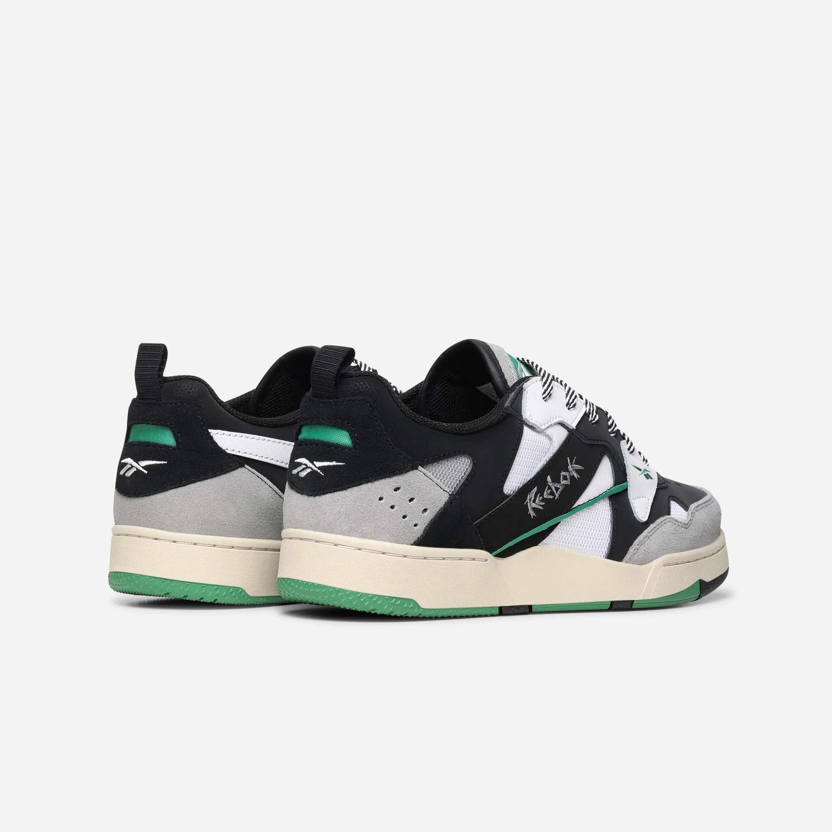 Bb 4000 Ii 96 Basketball Shoes Black/White/Glengreen Sabrina 1 Basketball Shoes