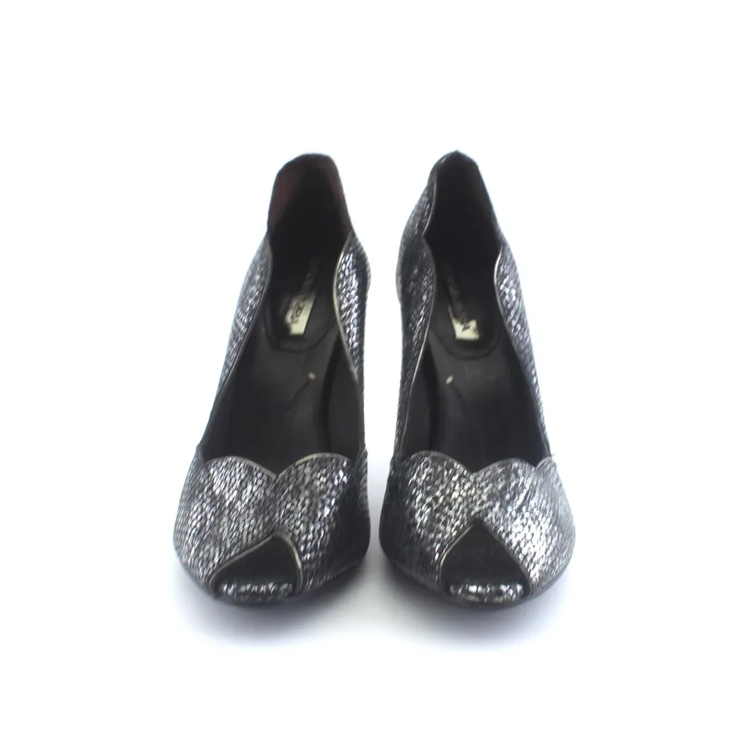 BCBGMAXAZRIA . Shoe High Heels