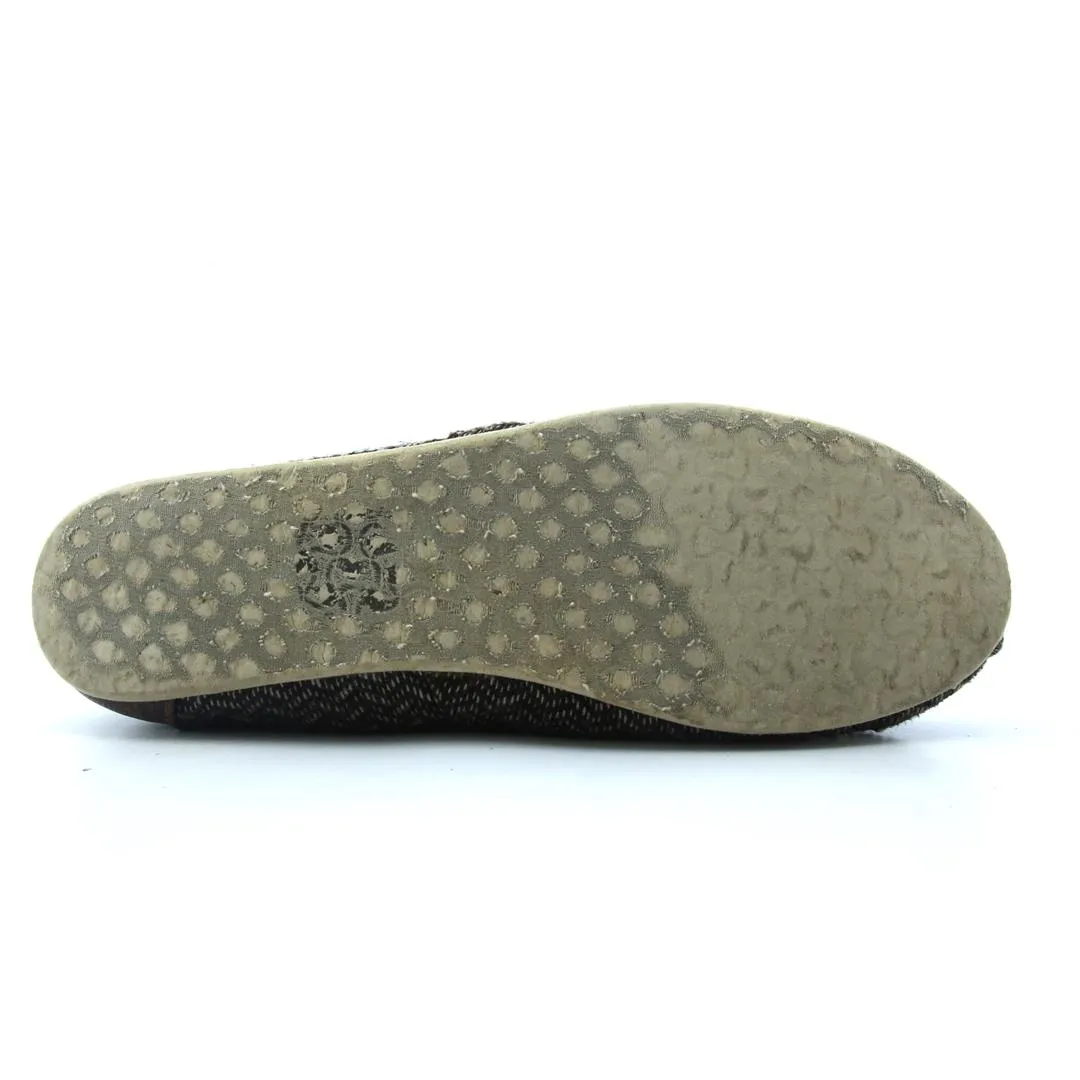 Dc Slip On TOMS .