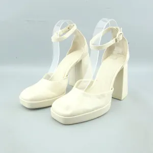 BERSHKA . 5 Inch High Heel