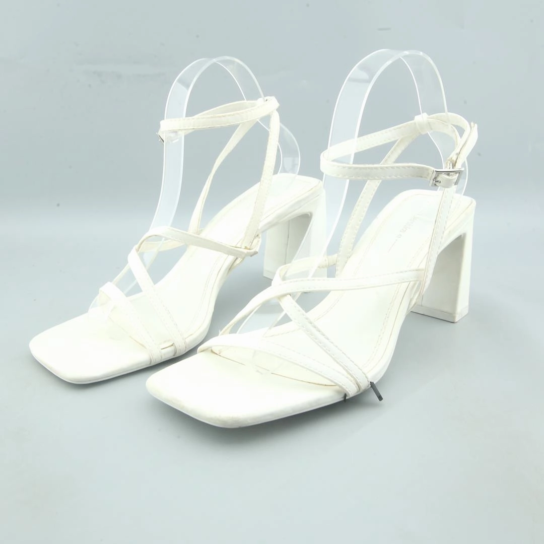 High Heeled Bondage BERSHKA .