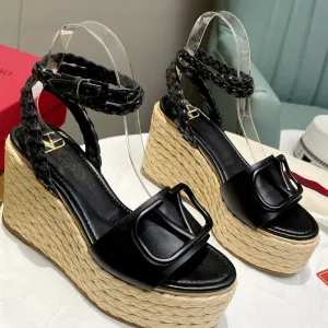 SE978 VLTN Sandals / Size5-11 Sandals South Coast