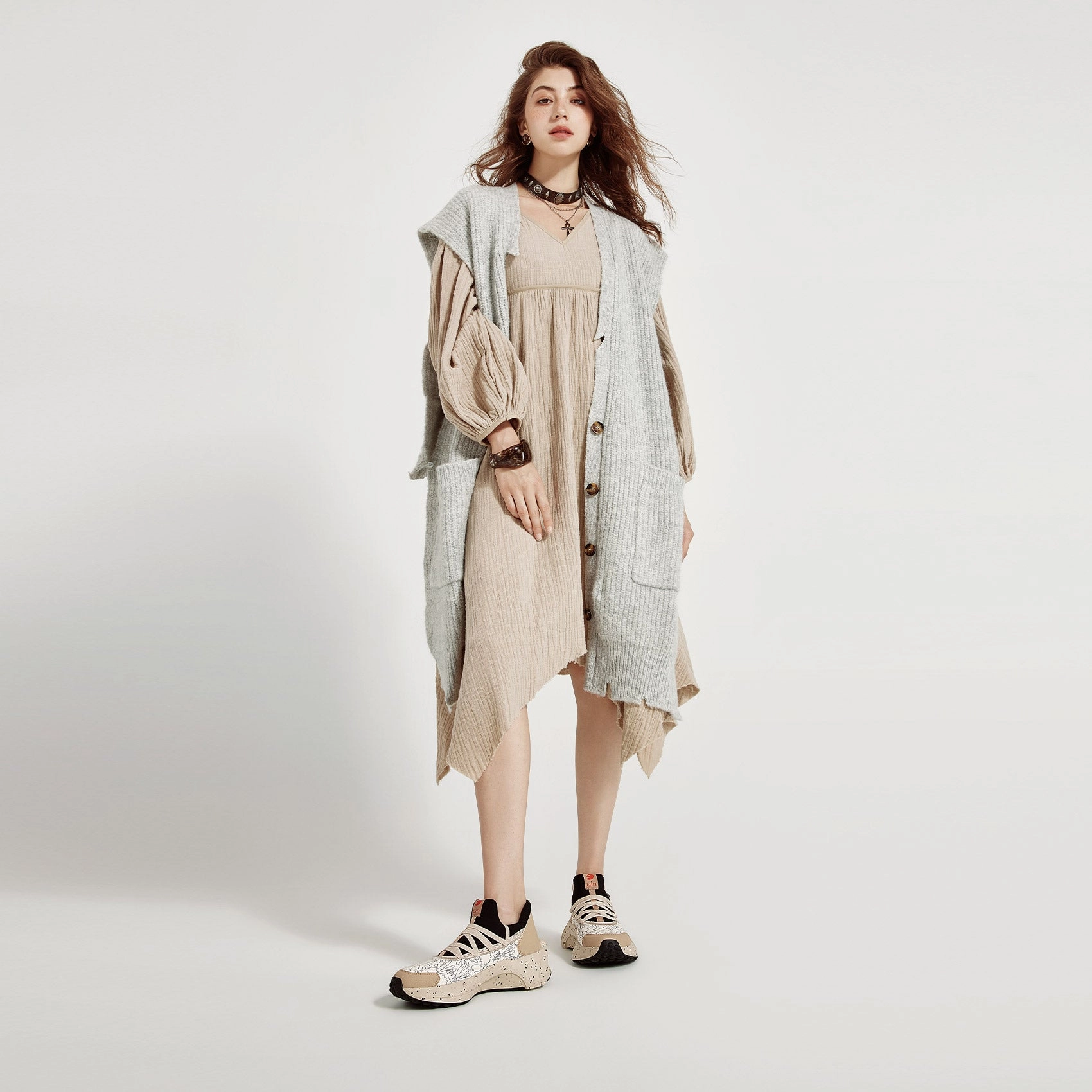 Hand-painted Leaves Sevilla VI Women Best Sneakers For Bad Knees