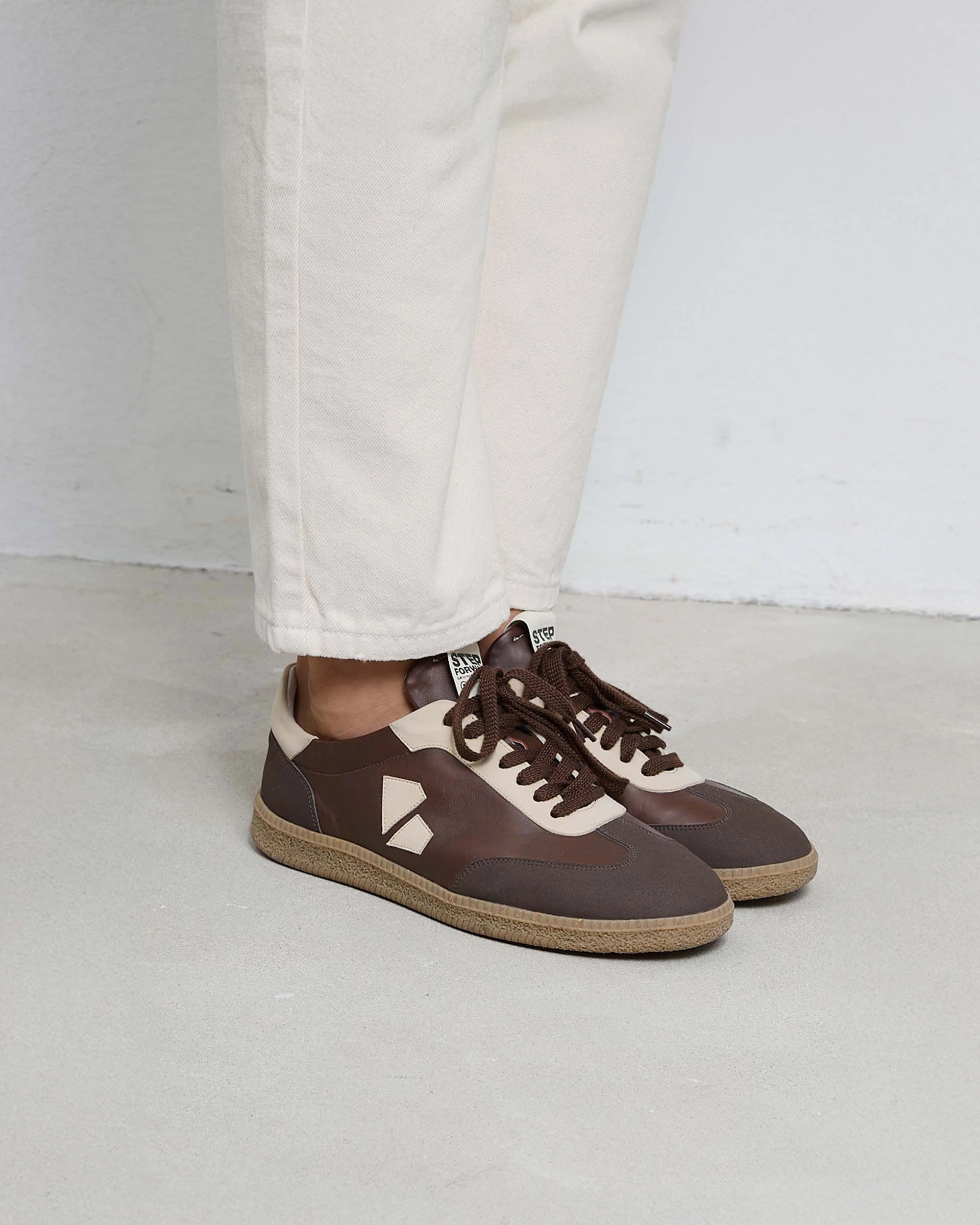 Brava Sneakers Chocolate Men Puma Racer Sneakers