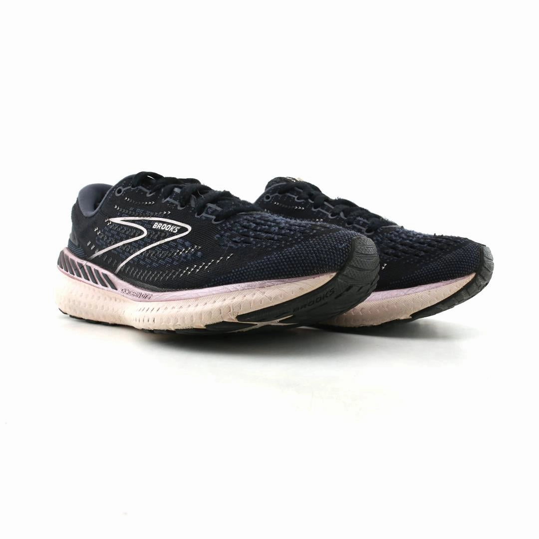 BROOKS GLYCERIN GTS 19 Vs Running Shoes