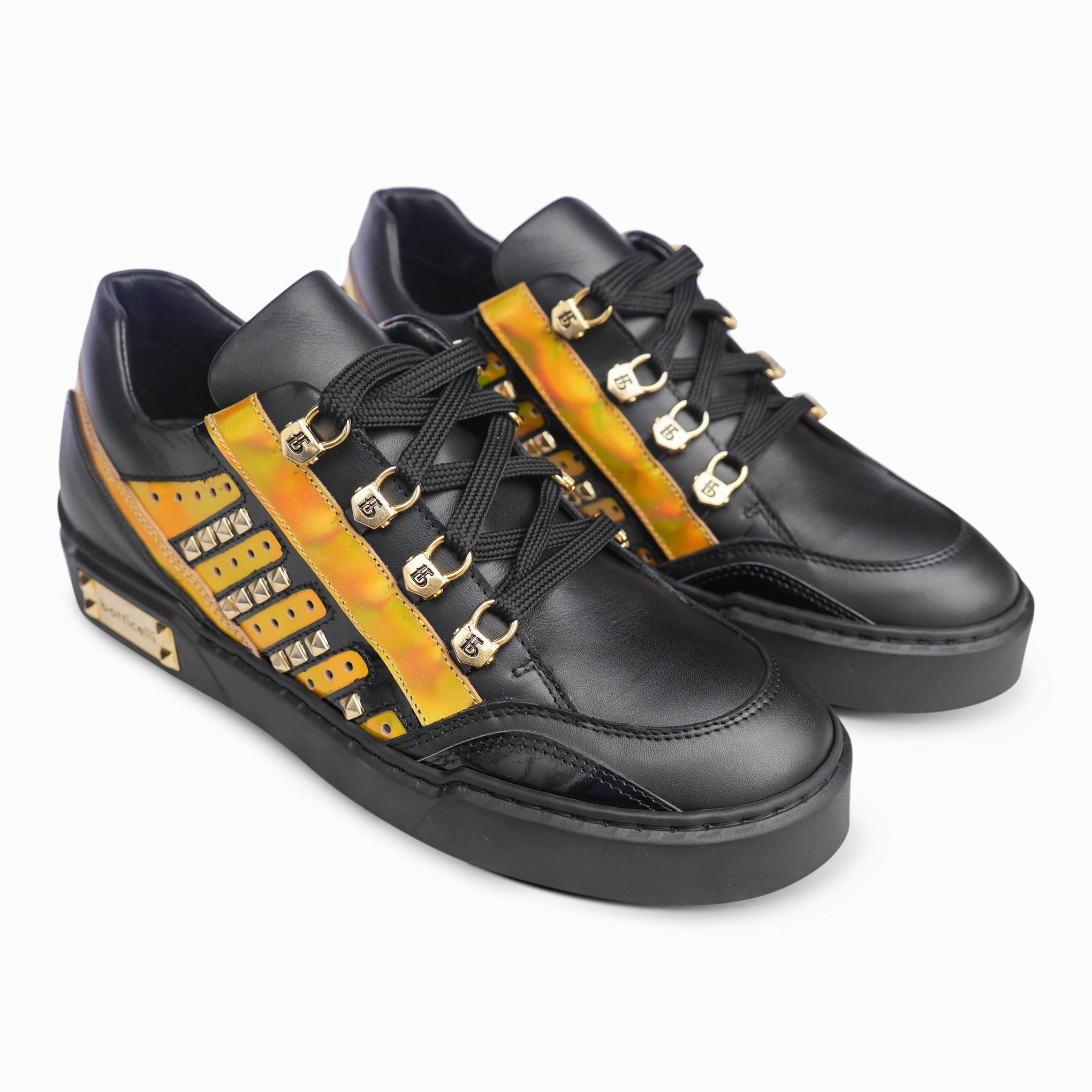 LU41867B - Black And Gold Fashion With Sneakers