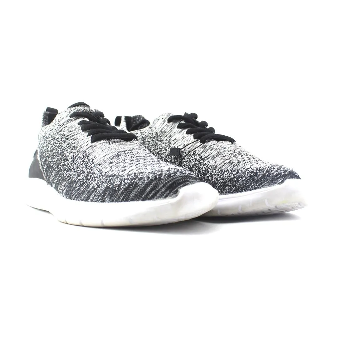 Large Toe Box Running Shoes CHAMPION .