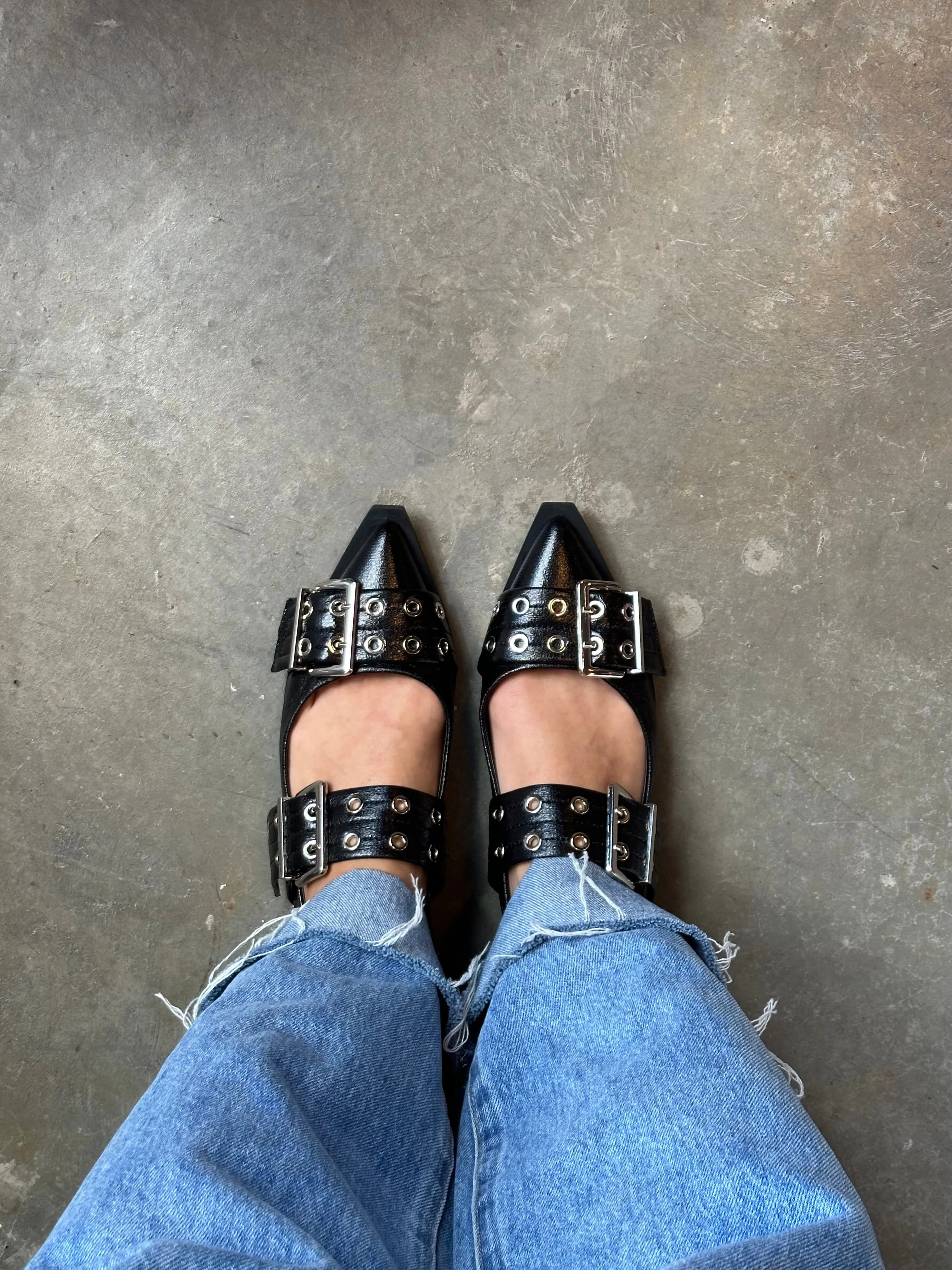 Flat Shoes In Clea Slingback Buckle Flats - Black Crinkle