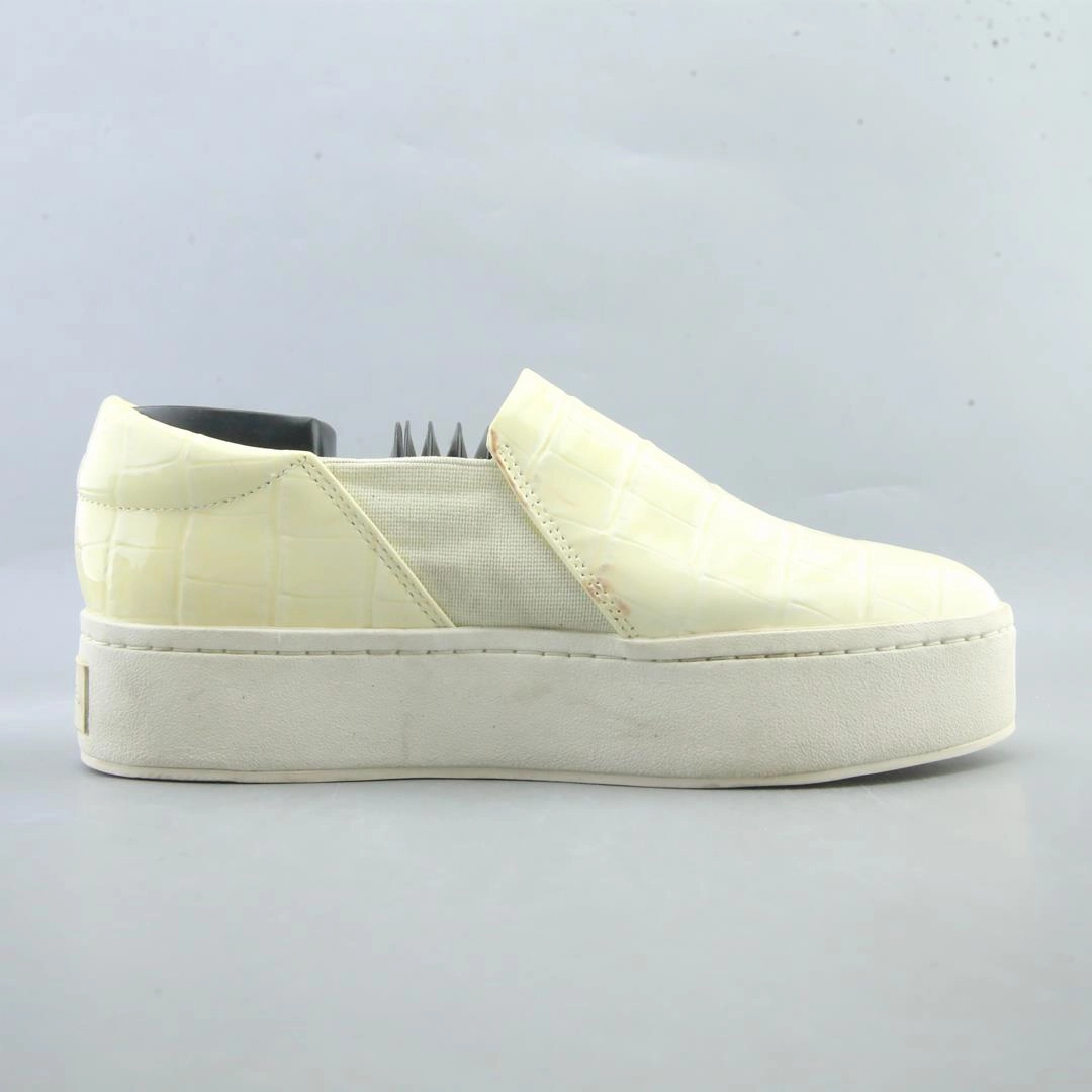 VINCE WARREN Espadrille Slip On Wedges