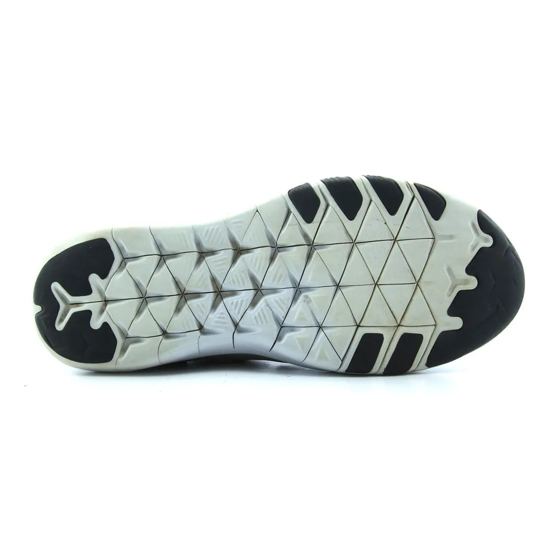 Running Shoes For Marathon Training NIKE FREE TR 7