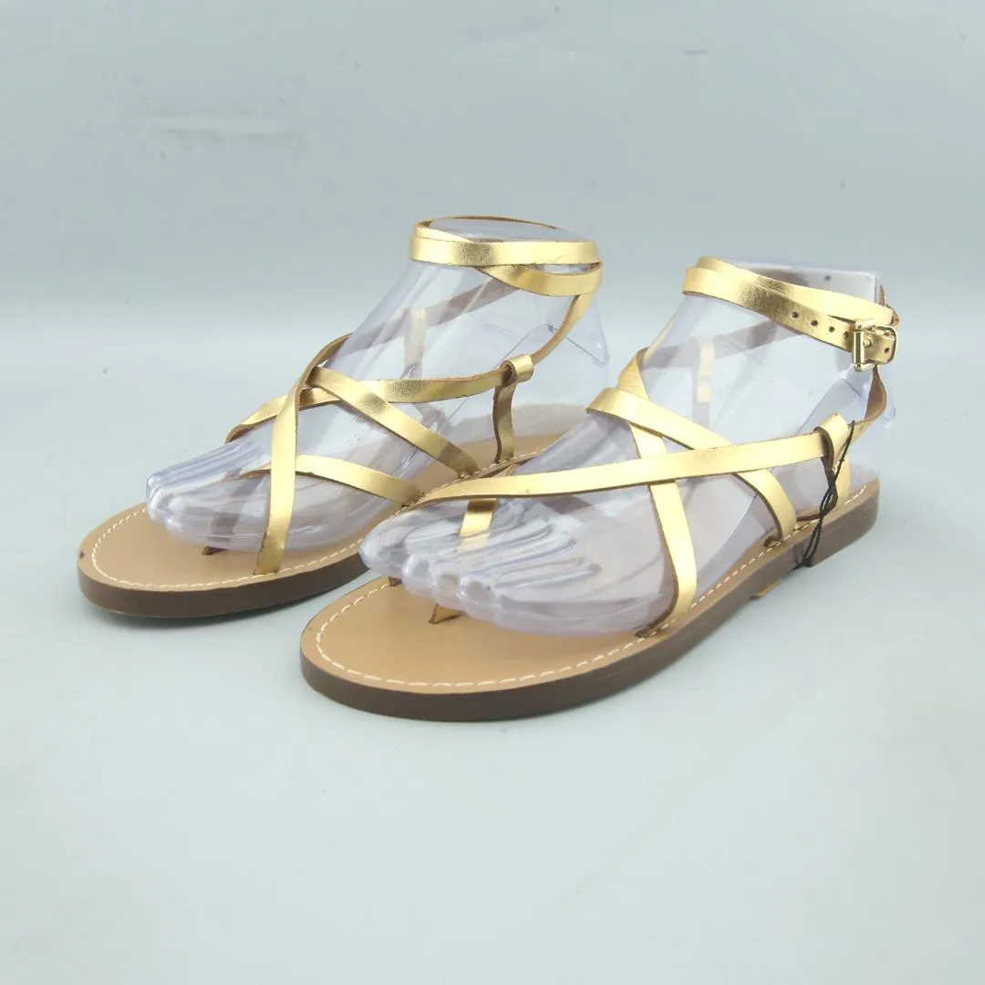 Flat Shoes With Strap Around Ankle STRADIVARIUS .