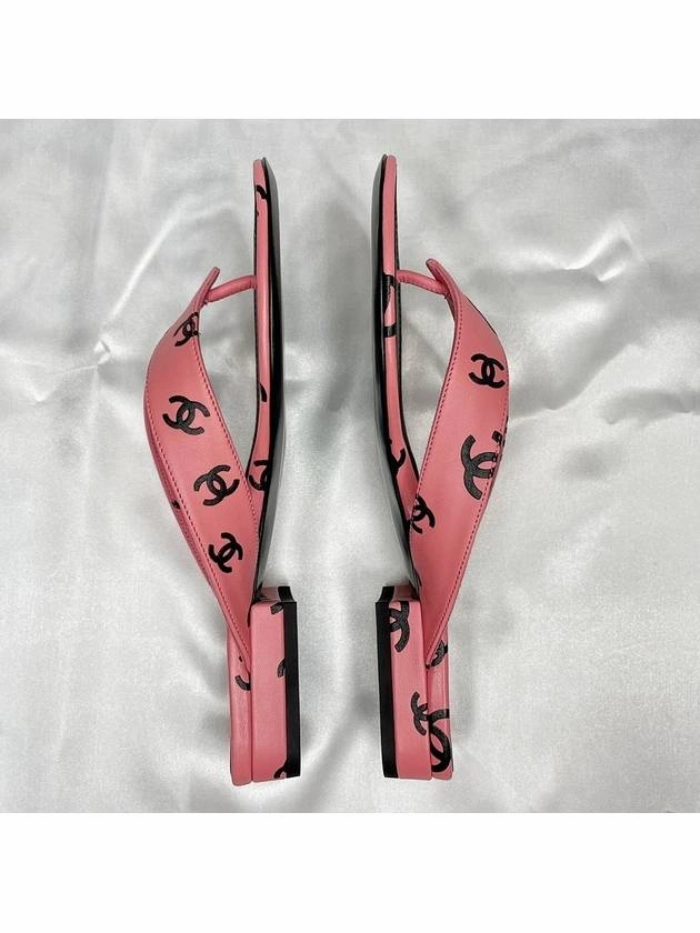 Medium Flip Flops CC Logo Print Lambskin Flip Flops Pink Chanel