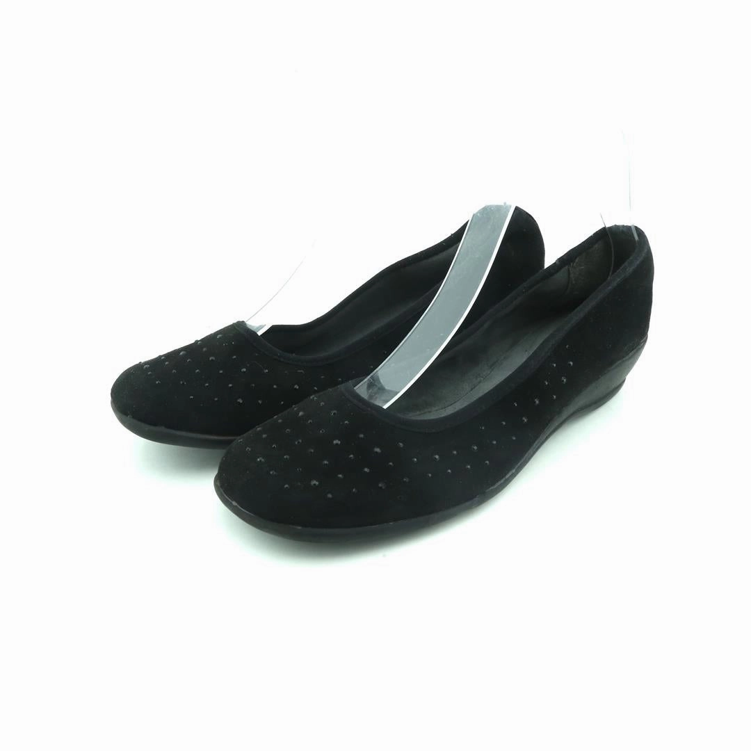 Hot Mess In High Heels SOFT STYLE .