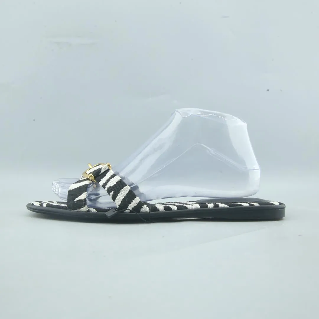 ZARA. . Modern Flat Shoes