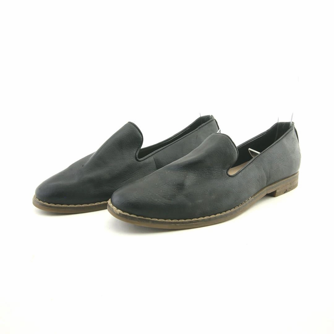 MICHAEL KORS SHERRILL Slip On Moccasin Shoes