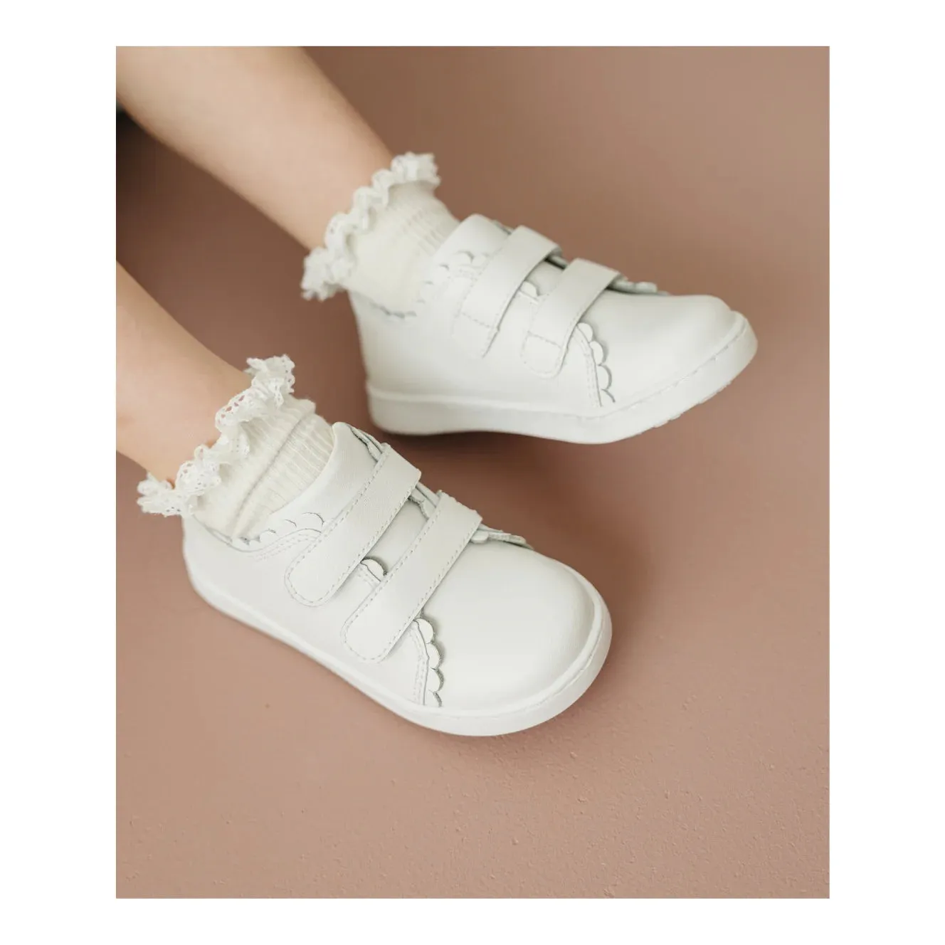 KIDS' CAROLINE SNEAKER Go Walk Sneakers