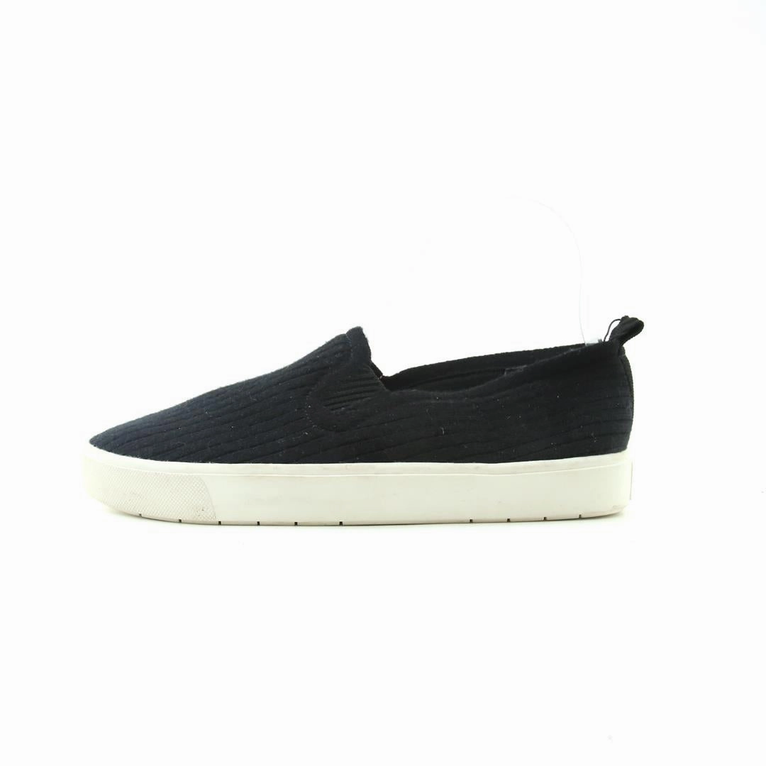 White Slip On Shoes VINCE. BLAIR KNIT