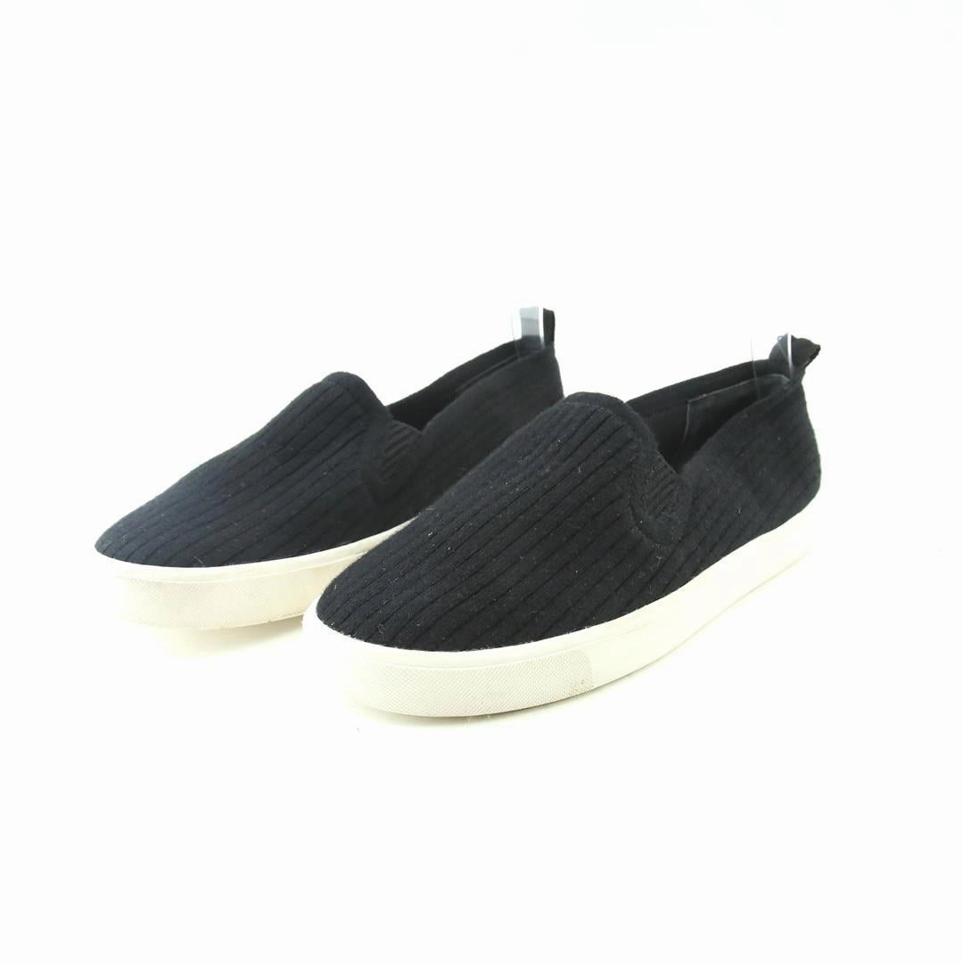 VINCE. BLAIR KNIT Slip On Shoes Size 10