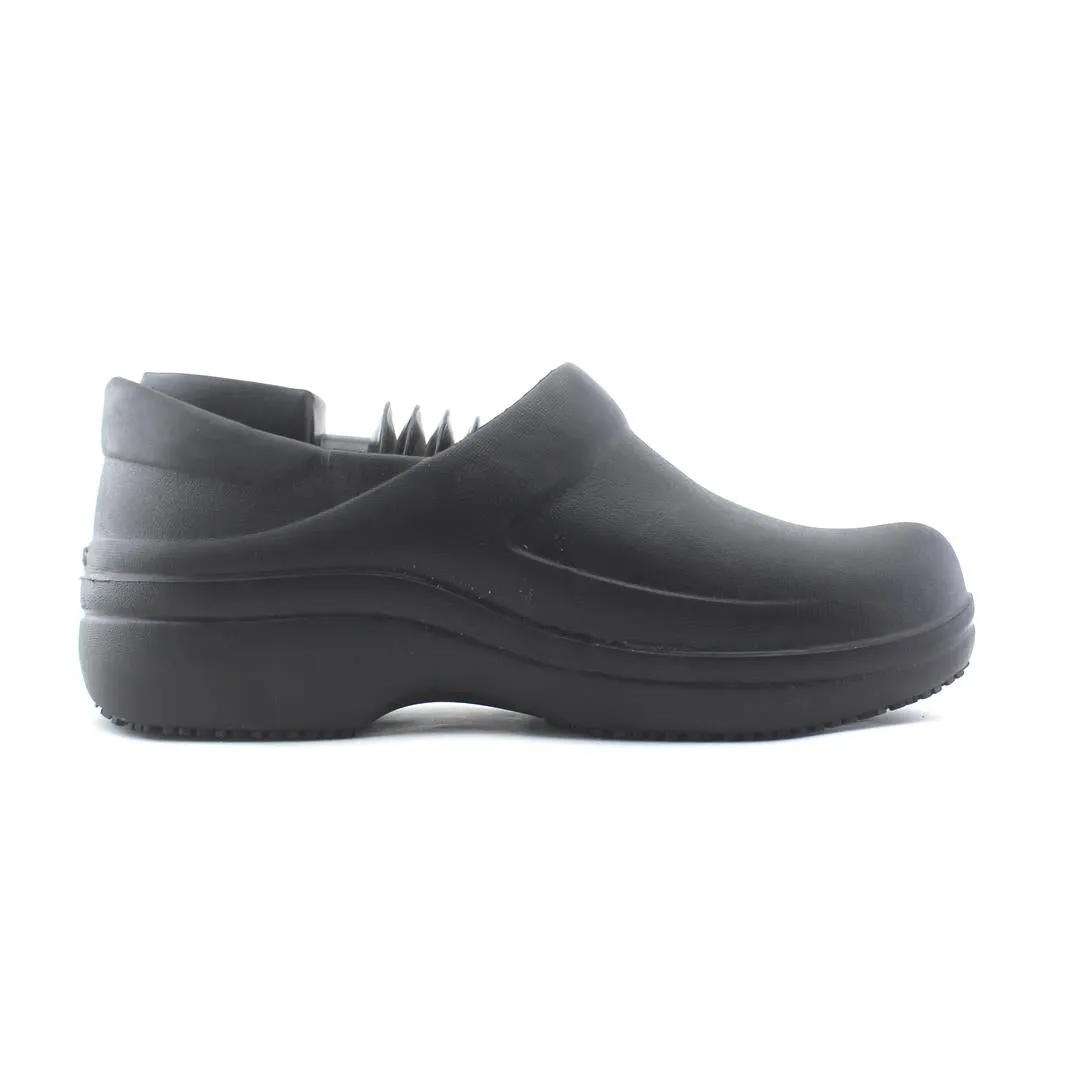 Best Slip On Winter Shoes CROCS NERIA PRO II SLIP RESISTANT