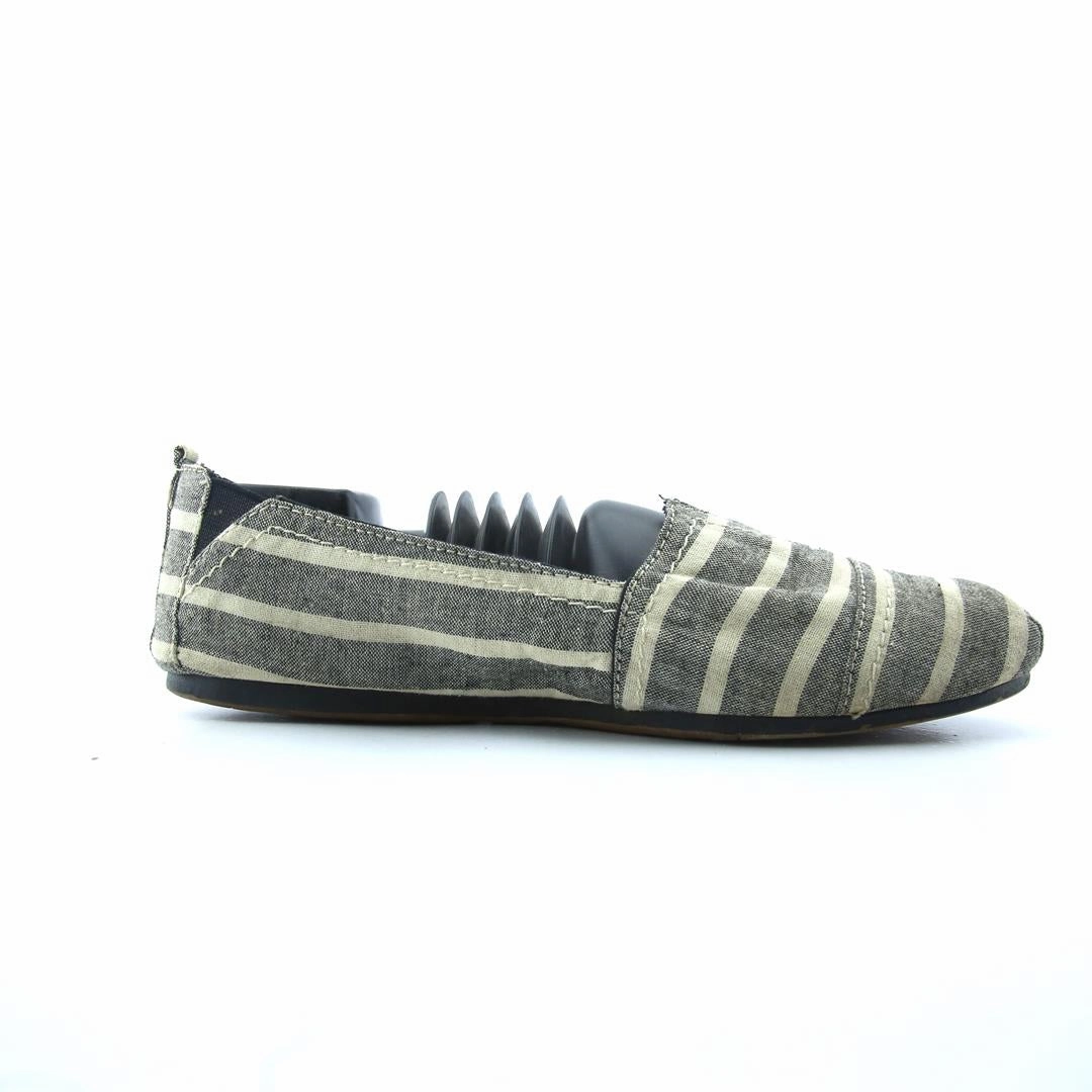 MADPAW . Bzees Niche Slip On Shoes