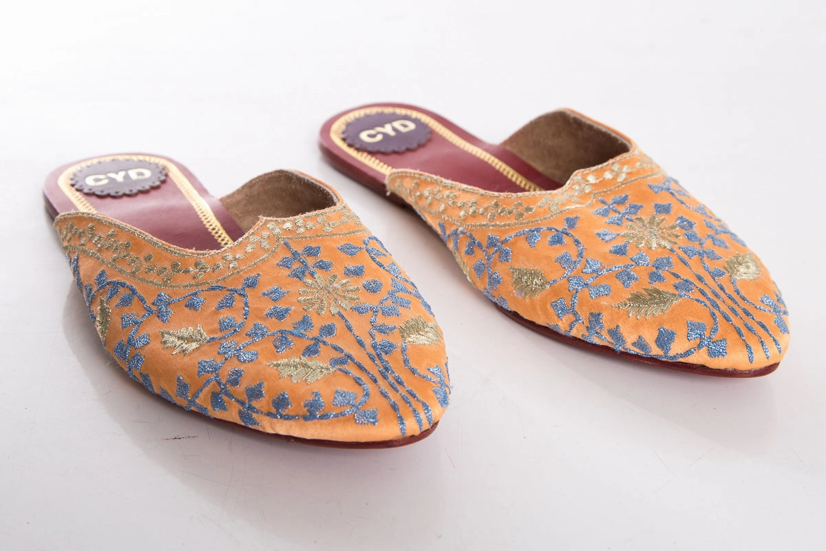 Vegan Loafers Cydney Mandel Peach Embroidered Loafers SZ 6