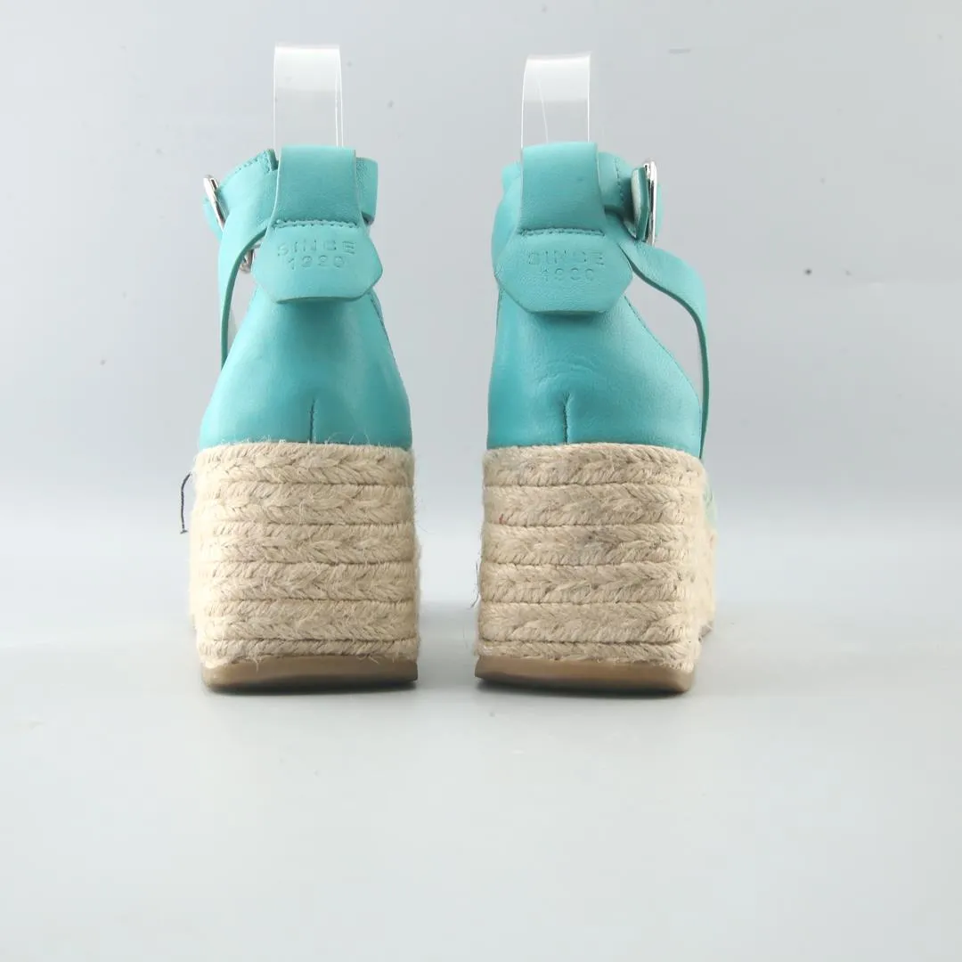 Sneakers And High Heels SARTO. TYLA