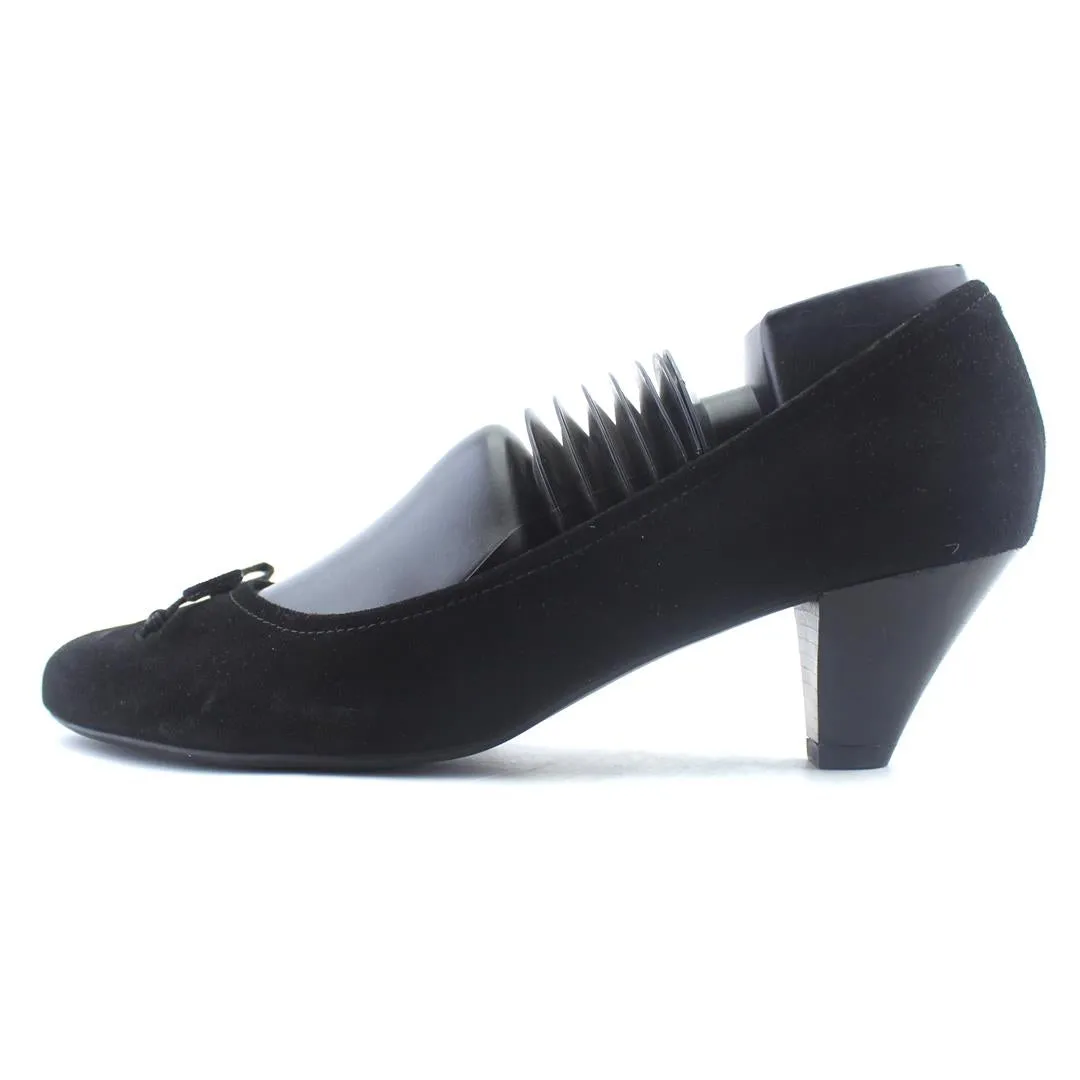 ECCO . High Heel Shoe Chair With Storage