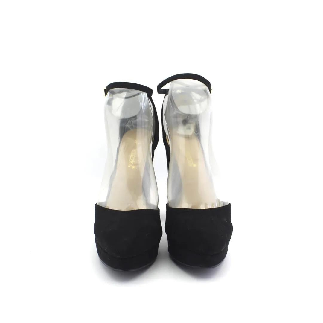 SHOEDAZZLE . Dress And High Heels