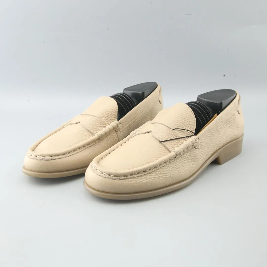 SARTO. ERIN Fashionable Slip On Sneakers