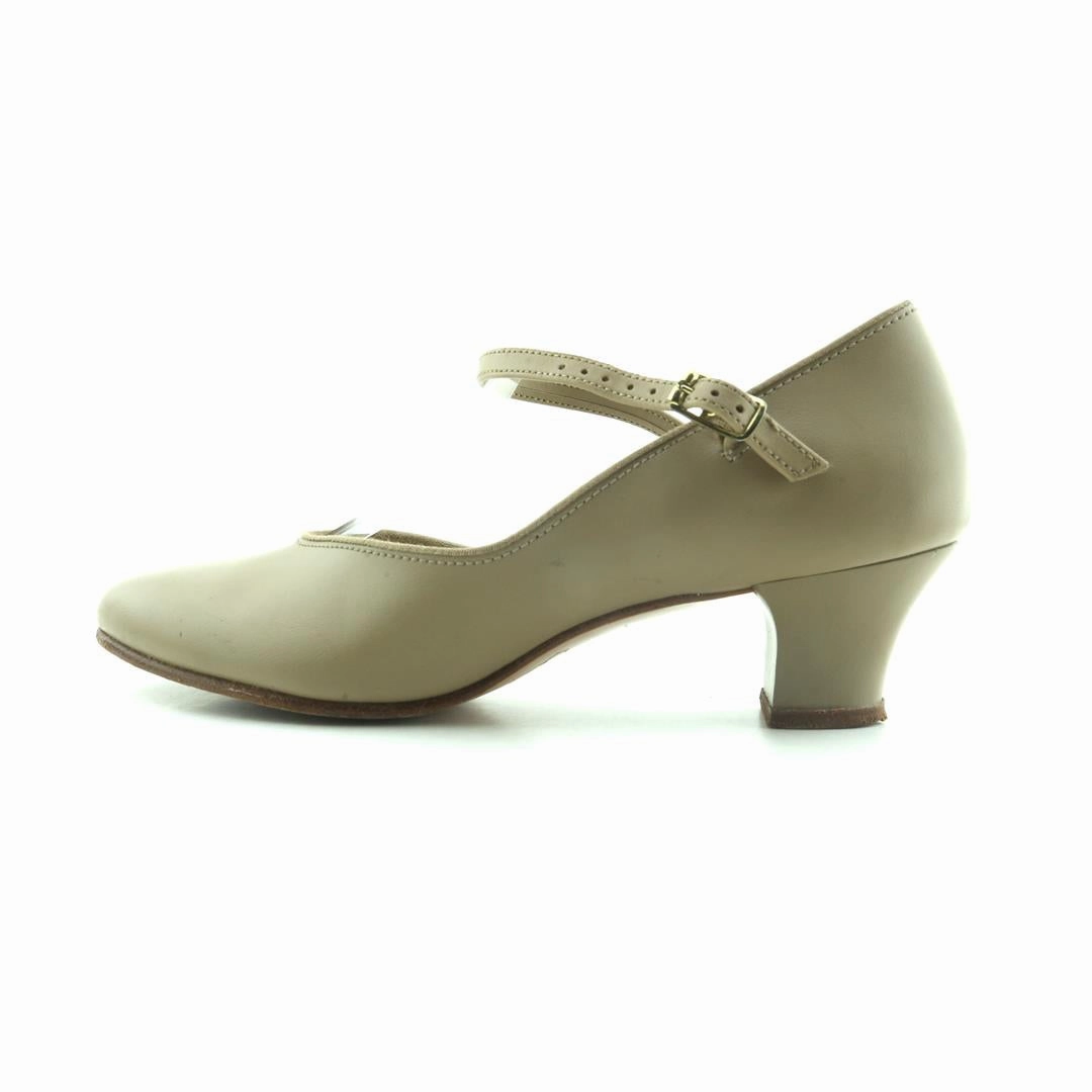 BARBETTES . Male Wearing High Heels