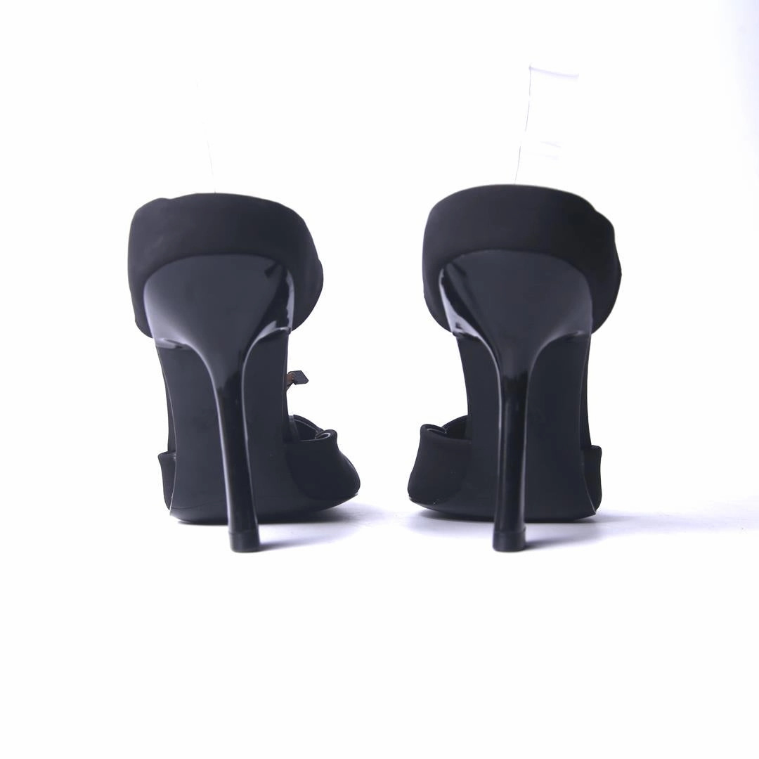 Boobs And Heels ZARA. .