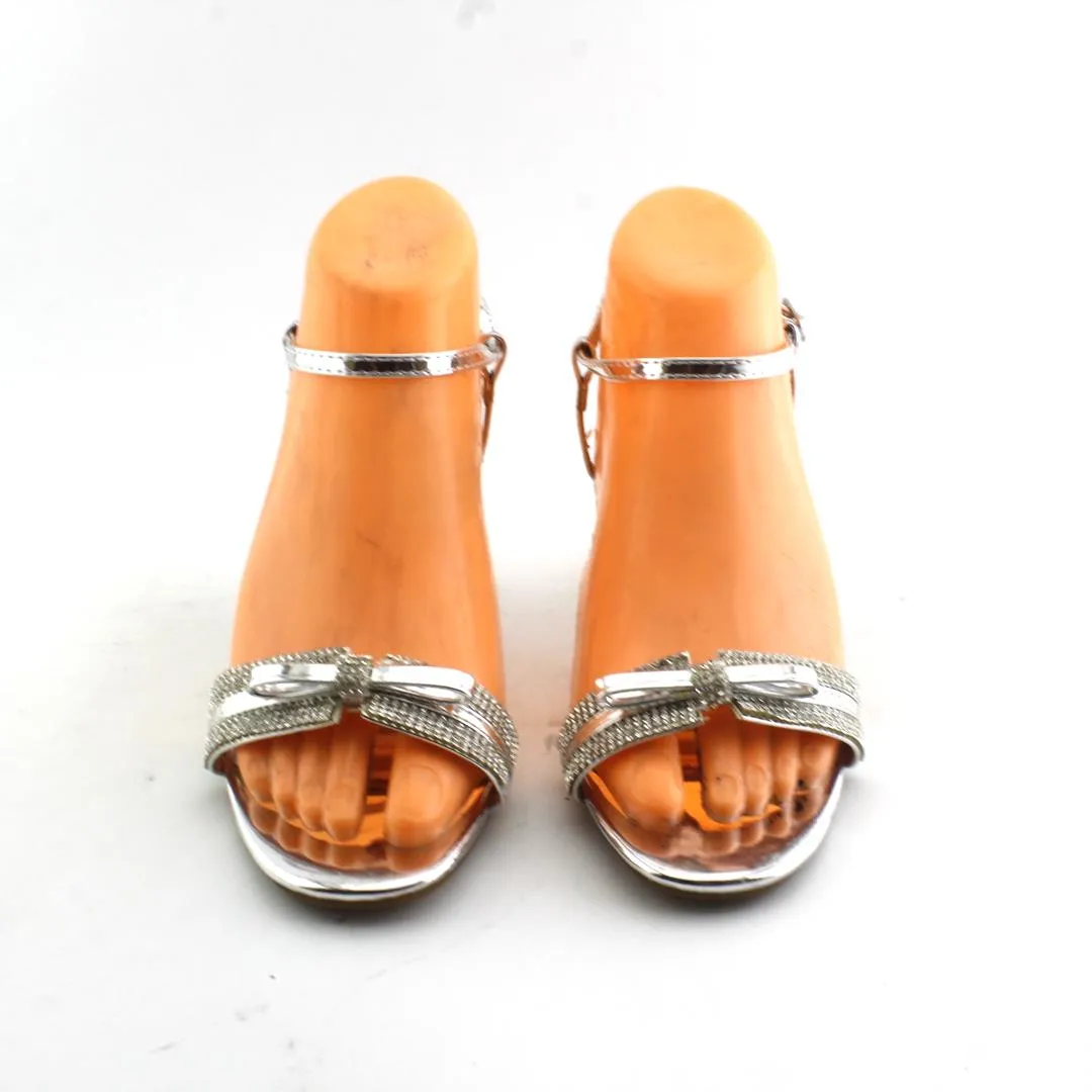 2 LIPS TOO ENDLESS 13 Doctor Stocking Threesome High Heel