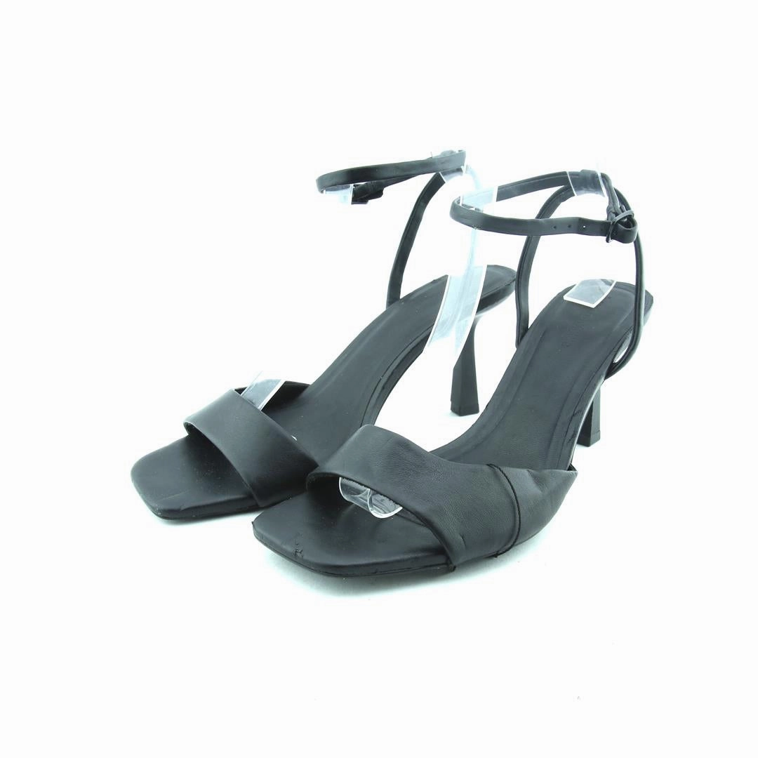 High Heels With Spikes STRADIVARIUS .