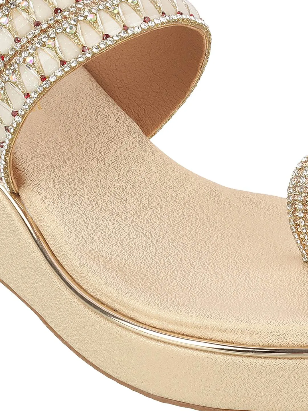 Women's Embellished Toe-Ring Wedge Sandals (1519)