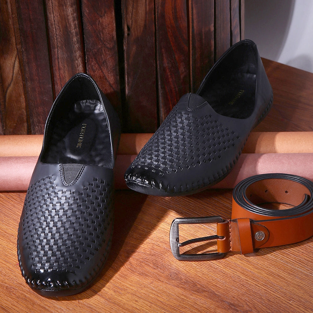 Fortune Black Casual Mojari Shoes For Men Avn-40 By Liberty Left Lane Loafers