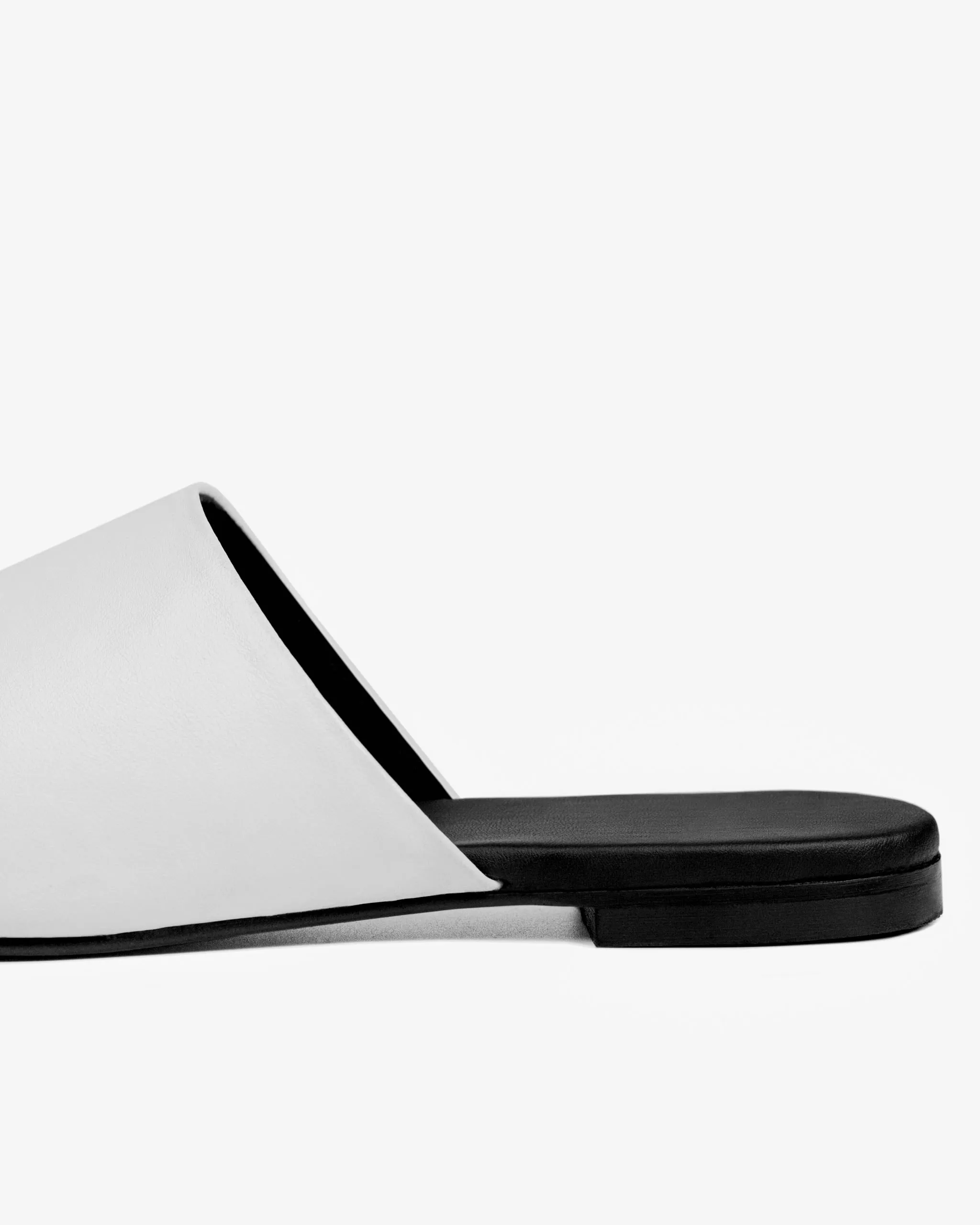 Ritzy Slides White made of grapes leather Slip On Sneakers Near Me