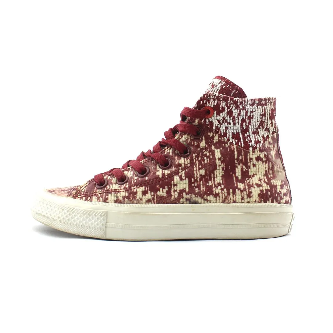 CONVERSE CHUCK TAYLOR Walking In Sneakers