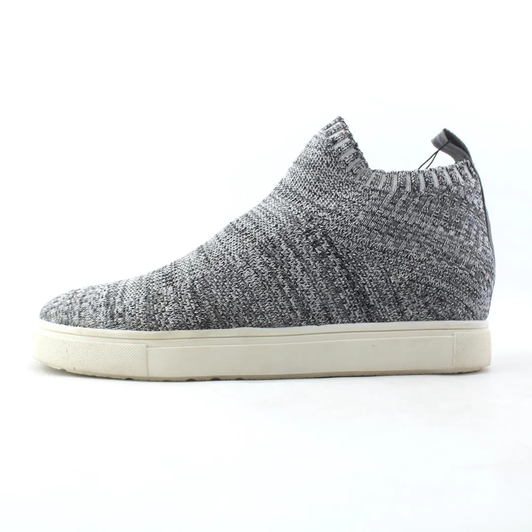 MOSSIMO SUPPLY CO . Shearling Lined Slip On Sneakers  Slip On