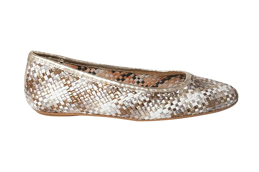 Flat White Shoes HAY WIRE