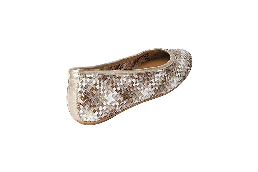 HAY WIRE Gym Flat Shoes