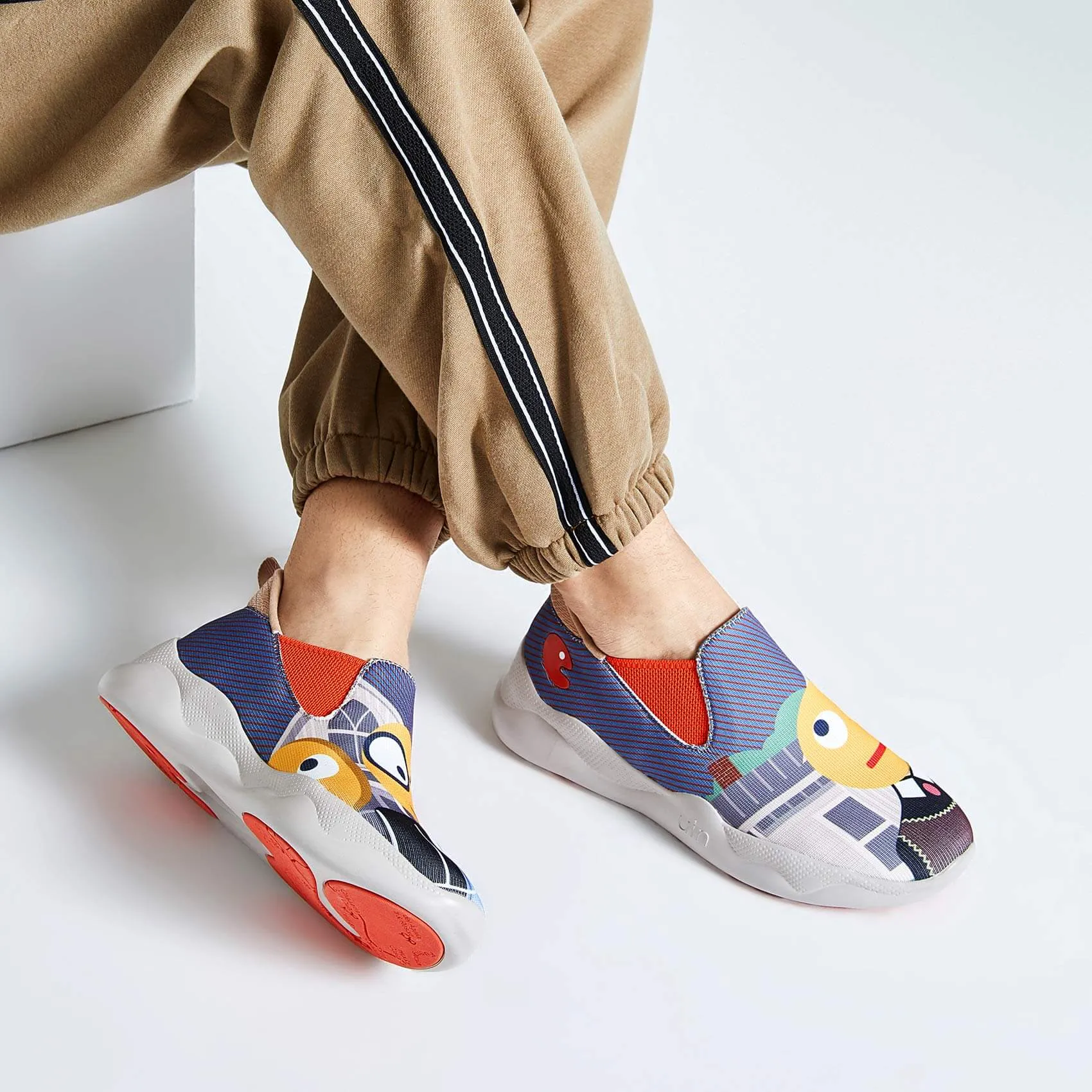 Hold That Posture Mijas II Men Lebron Sneakers Youth