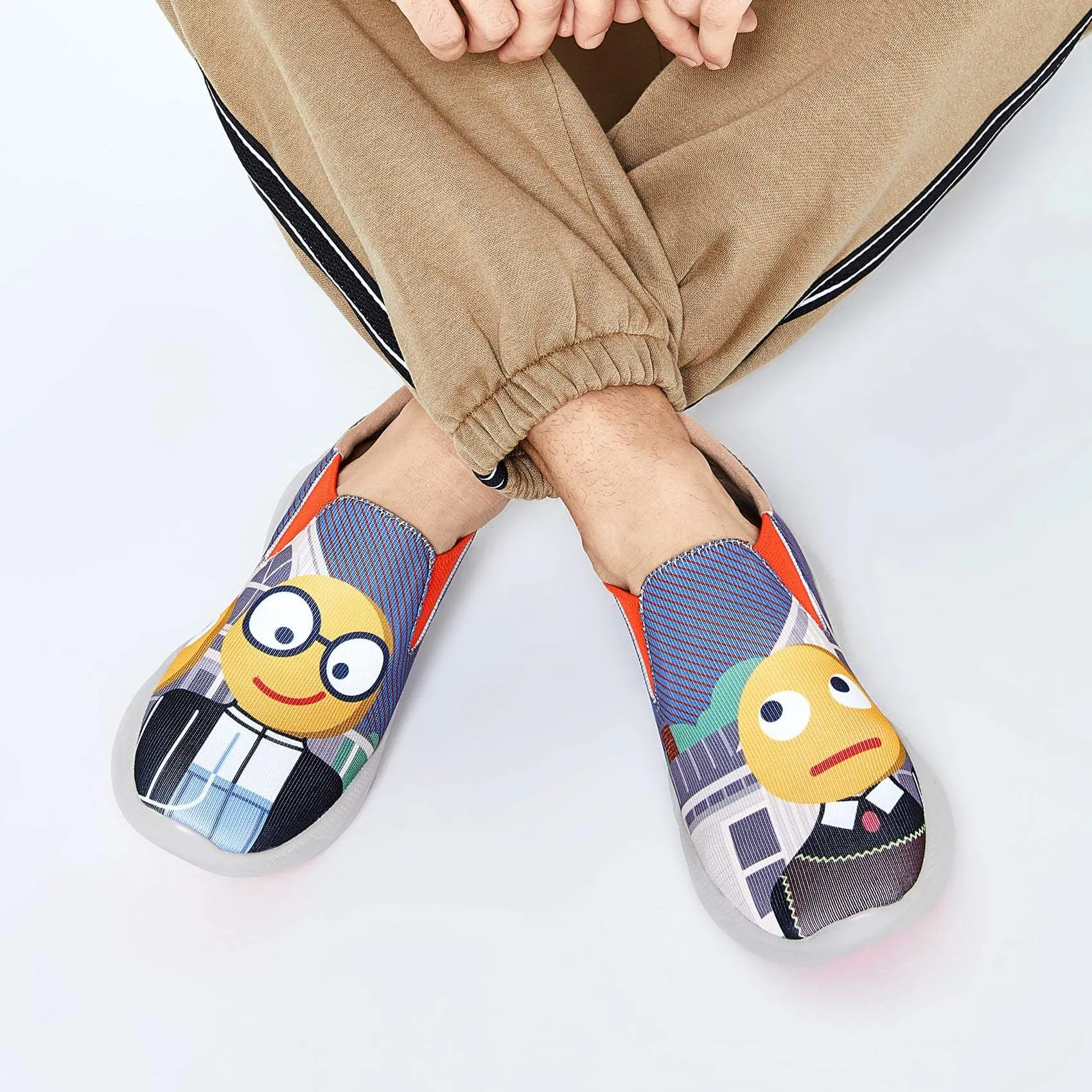 Hold That Posture Mijas II Men Hands Free Sneakers