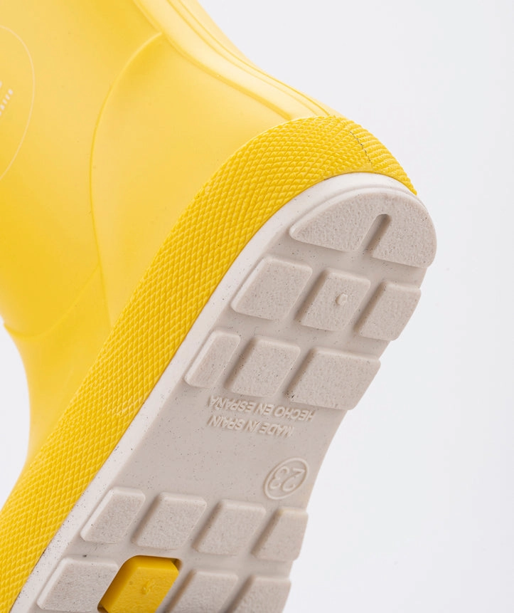 Xtra Wide Calf Boots Igor Yogi Nautico Barefoot Rain Boots, Amarillo